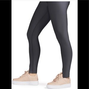 Like New Peloton Leggings Size Medium